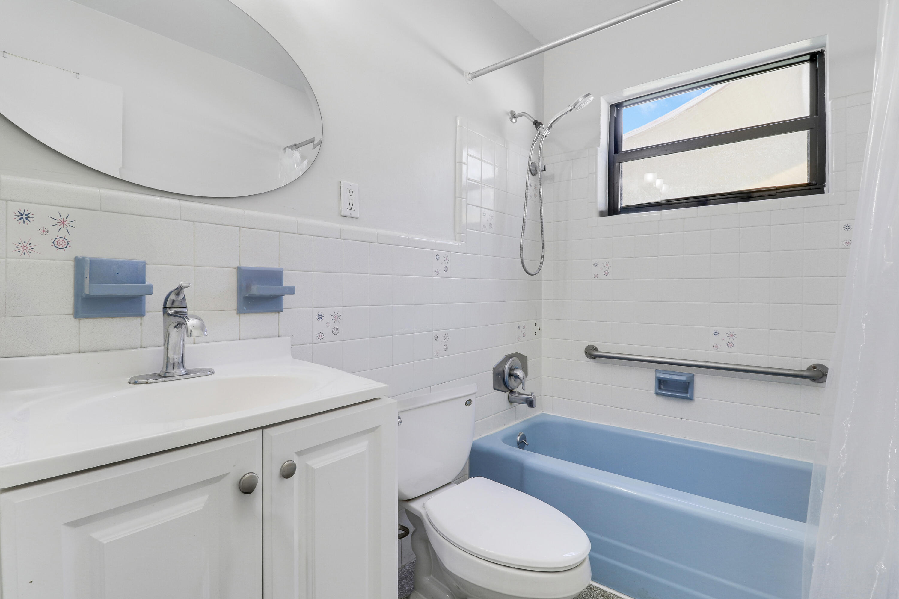 NORTH LAKE WORTH - Residential