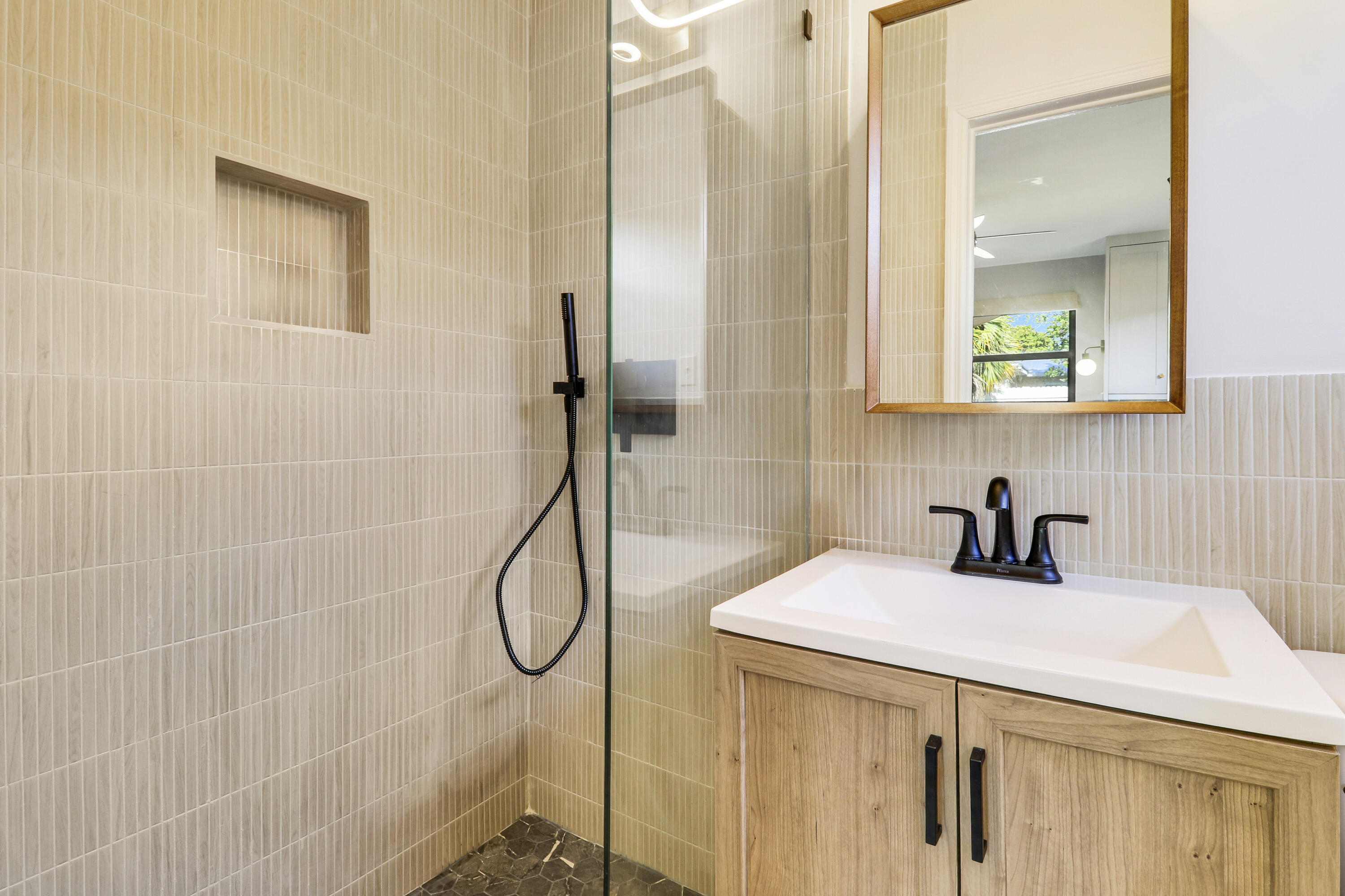 NORTH LAKE WORTH - Residential