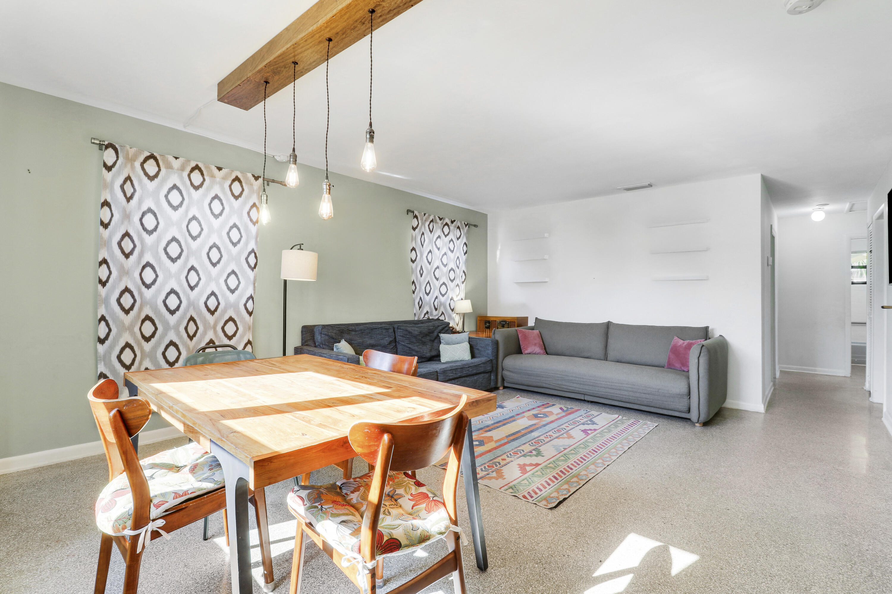 NORTH LAKE WORTH - Residential