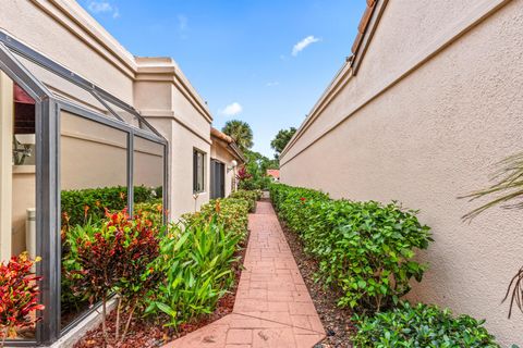 A home in Deerfield Beach