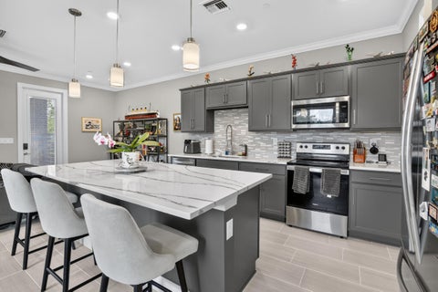 Tiny photo for 765 NW 84TH Terrace, Plantation, FL 33324 (MLS # B26072727)