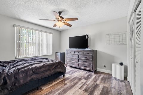 Tiny photo for 9378 NW 8th Circle, Plantation, FL 33324 (MLS # B26009880)