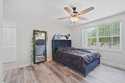 Tiny photo for 9378 NW 8th Circle, Plantation, FL 33324 (MLS # B26009880)