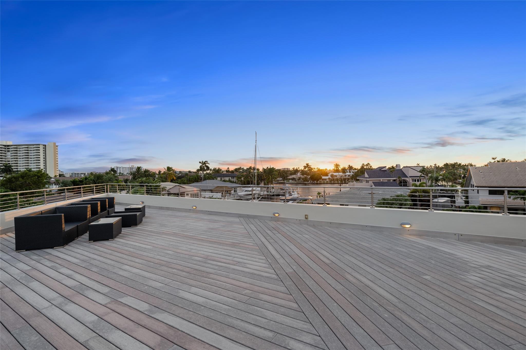 BERMUDA RIVIERA | GALT OCEAN - Residential