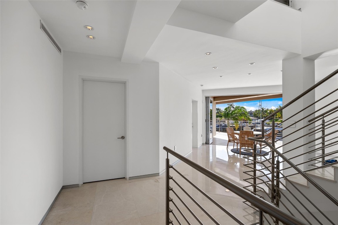 BERMUDA RIVIERA | GALT OCEAN - Residential