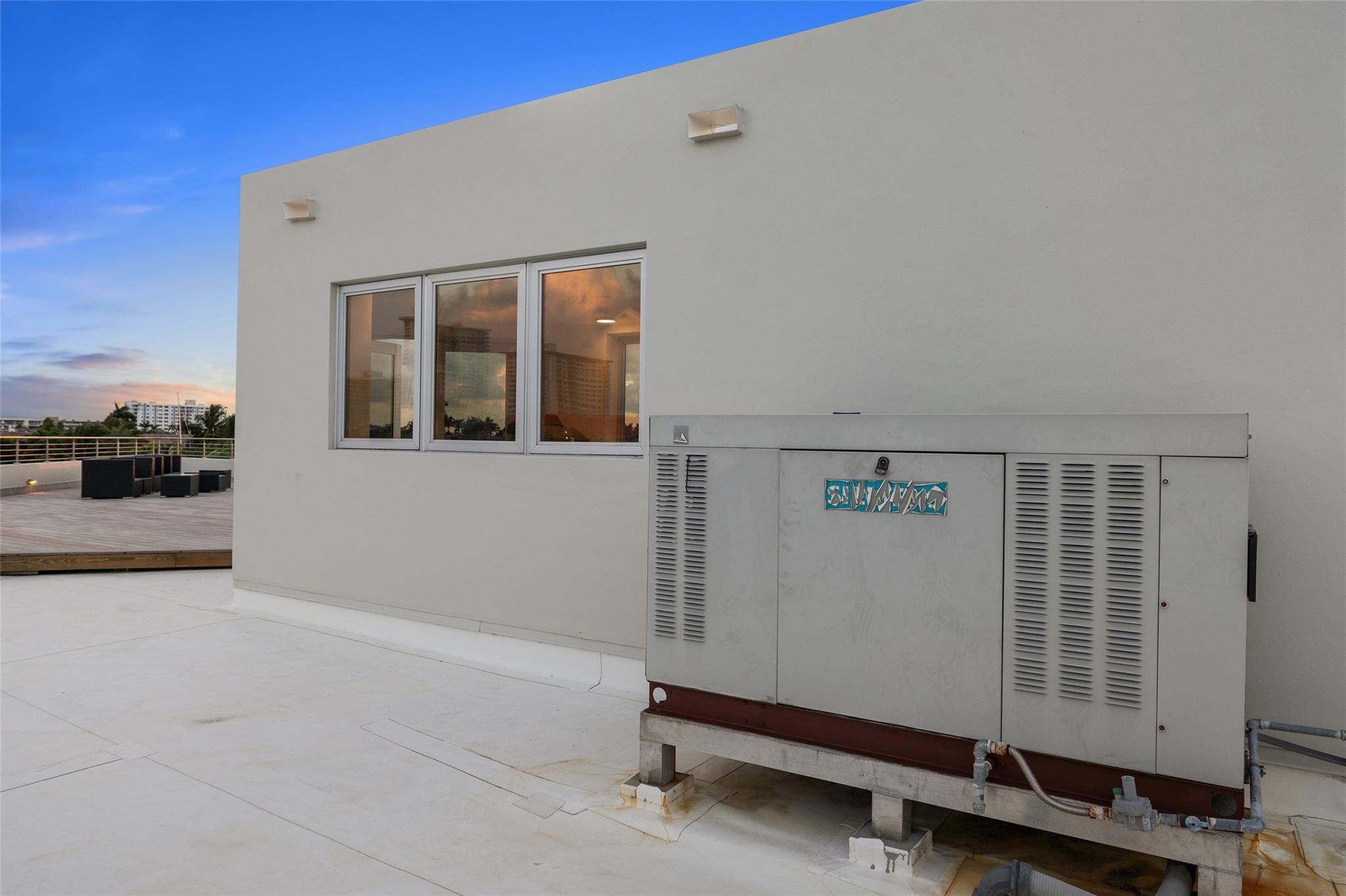 BERMUDA RIVIERA | GALT OCEAN - Residential