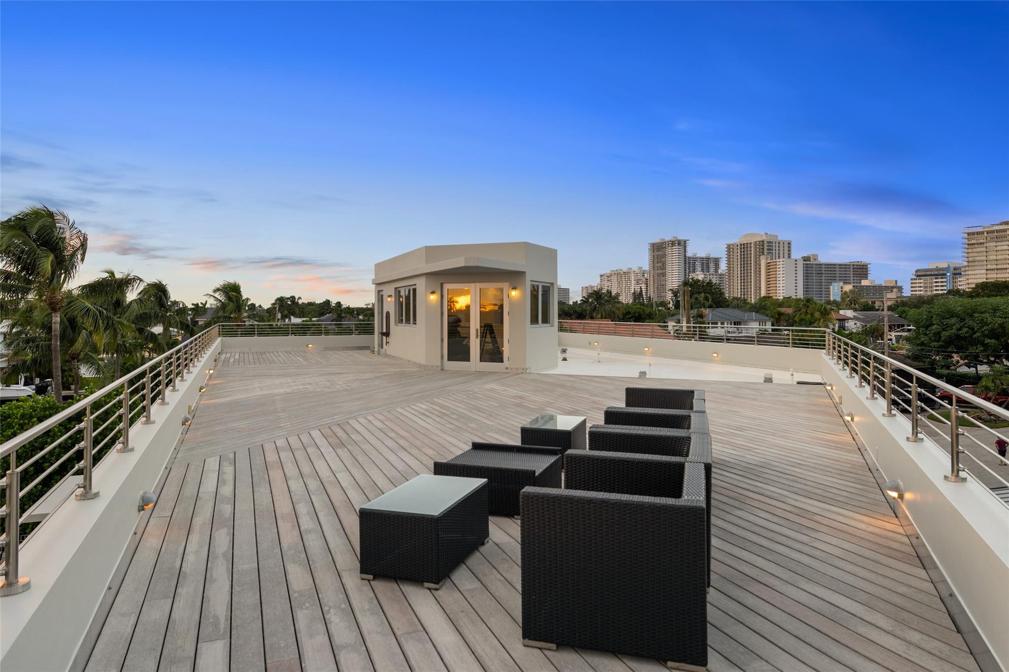 BERMUDA RIVIERA | GALT OCEAN - Residential