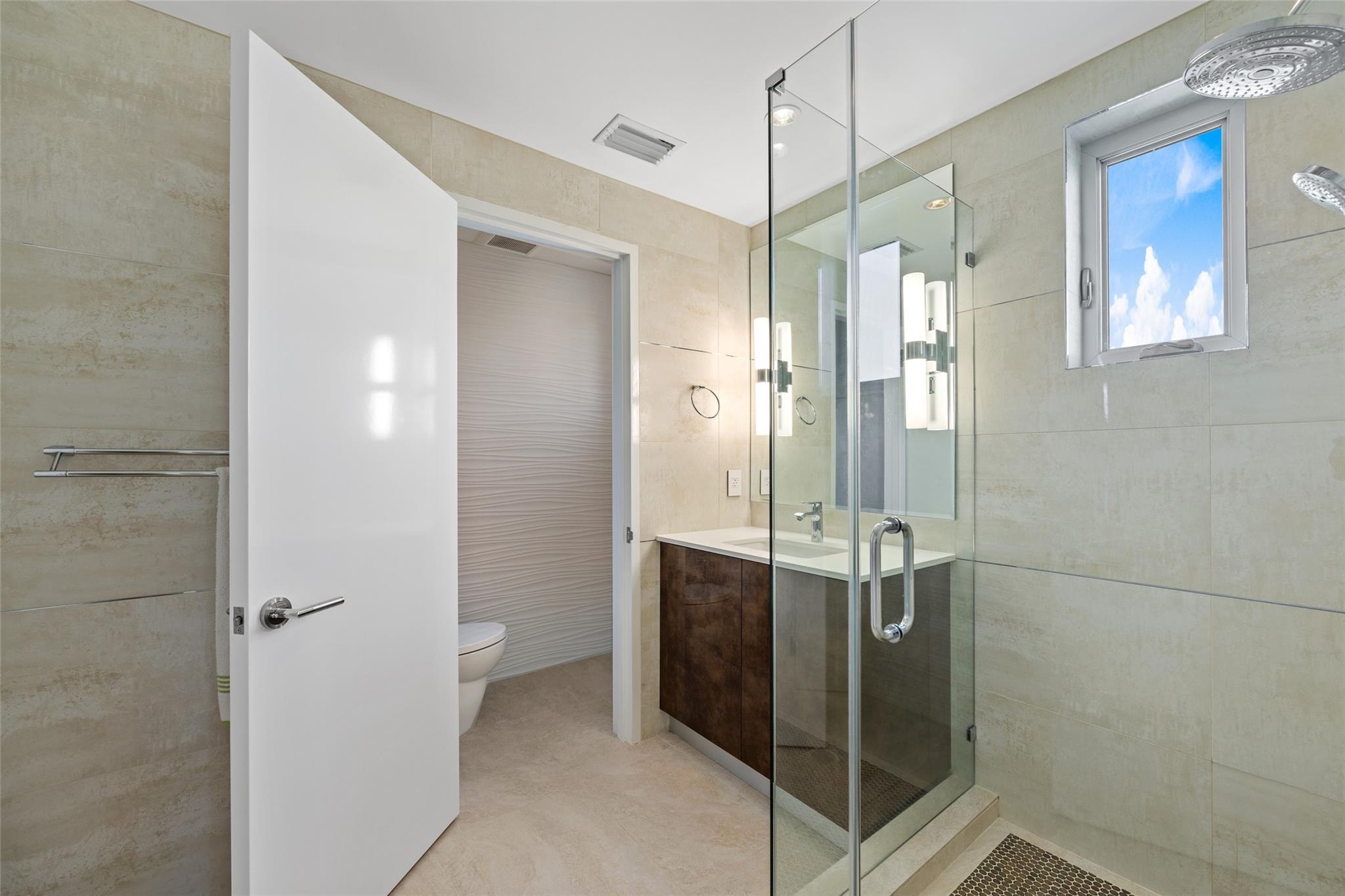 BERMUDA RIVIERA | GALT OCEAN - Residential