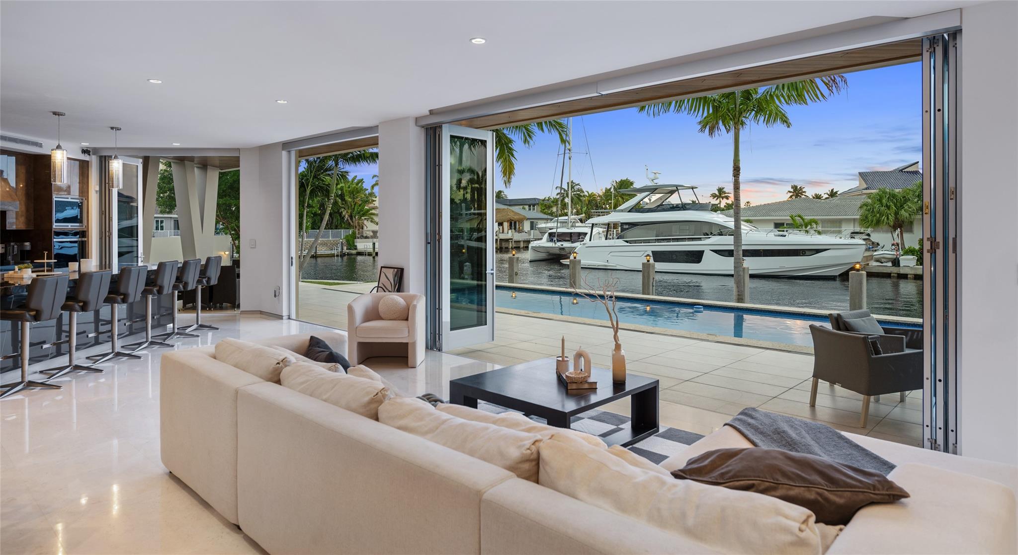 BERMUDA RIVIERA | GALT OCEAN - Residential