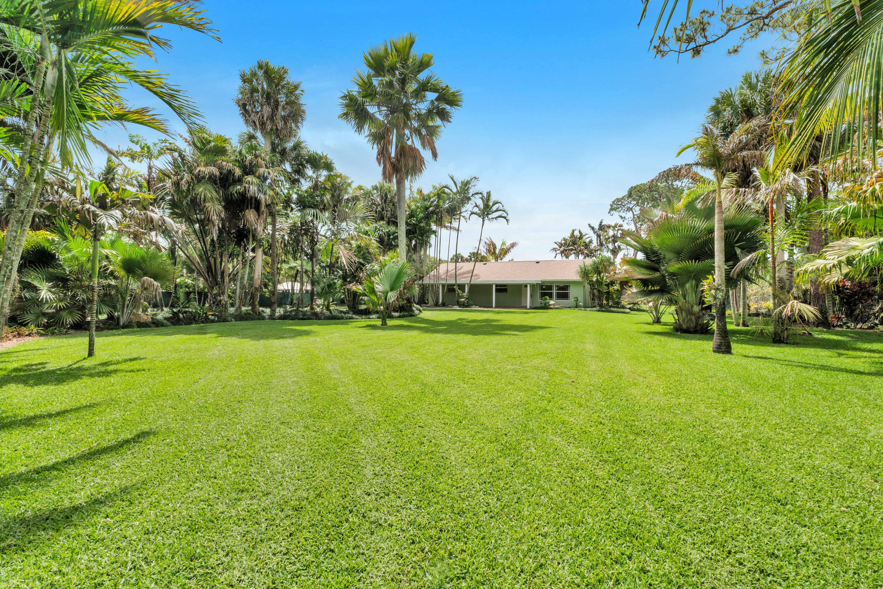 PALM BEACH FARMS CO 3 - Residential