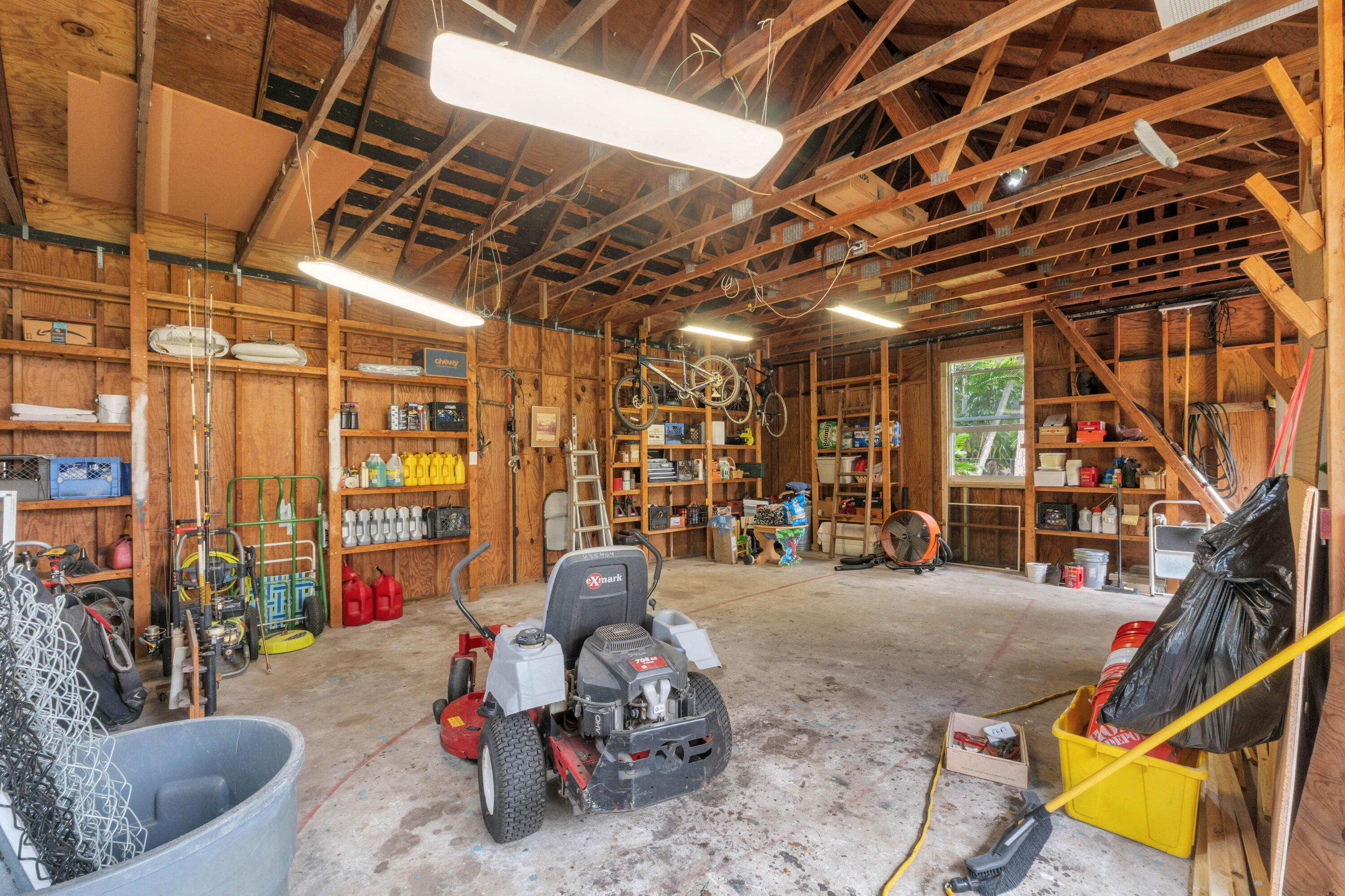 PALM BEACH FARMS CO 3 - Residential