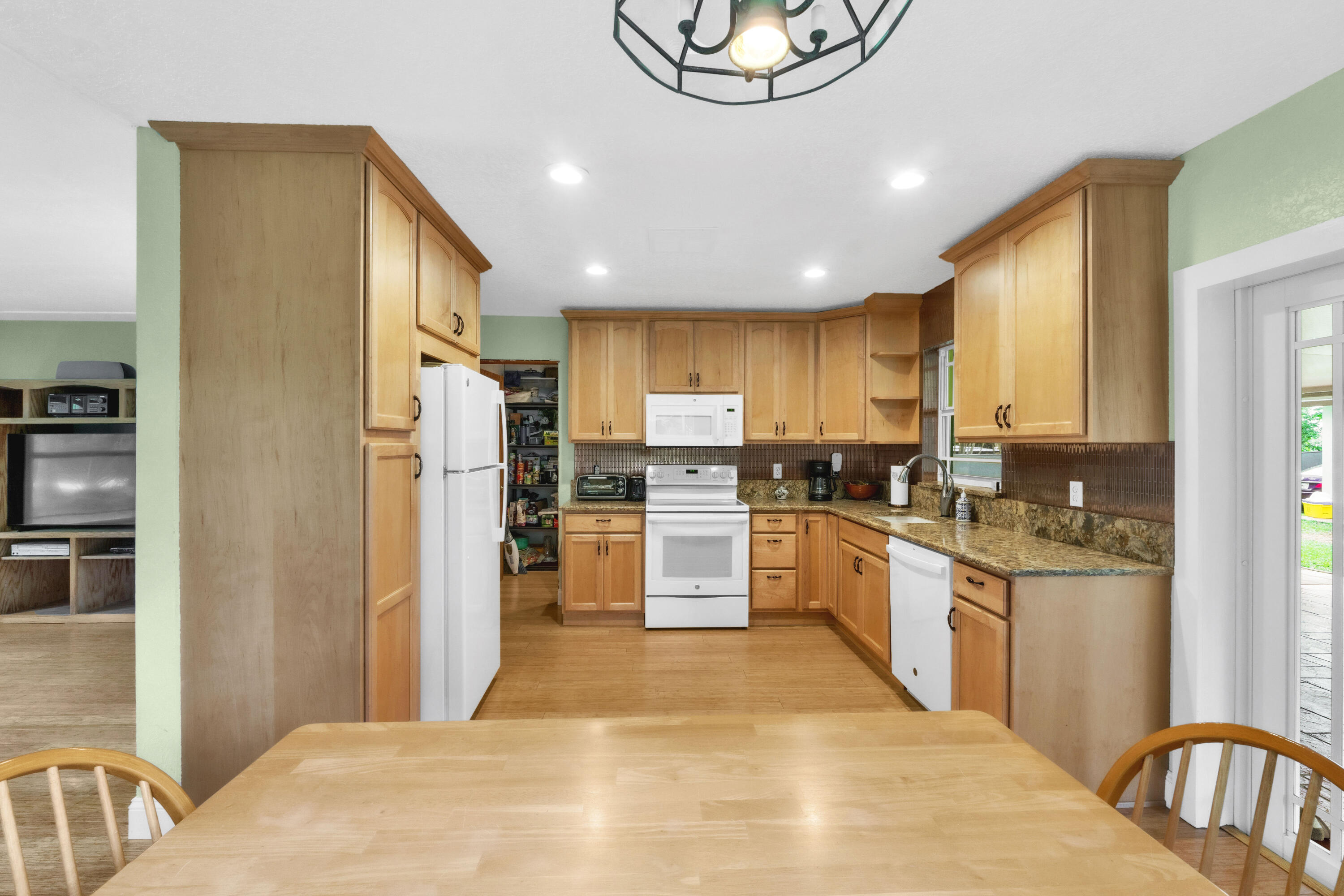 PALM BEACH FARMS CO 3 - Residential