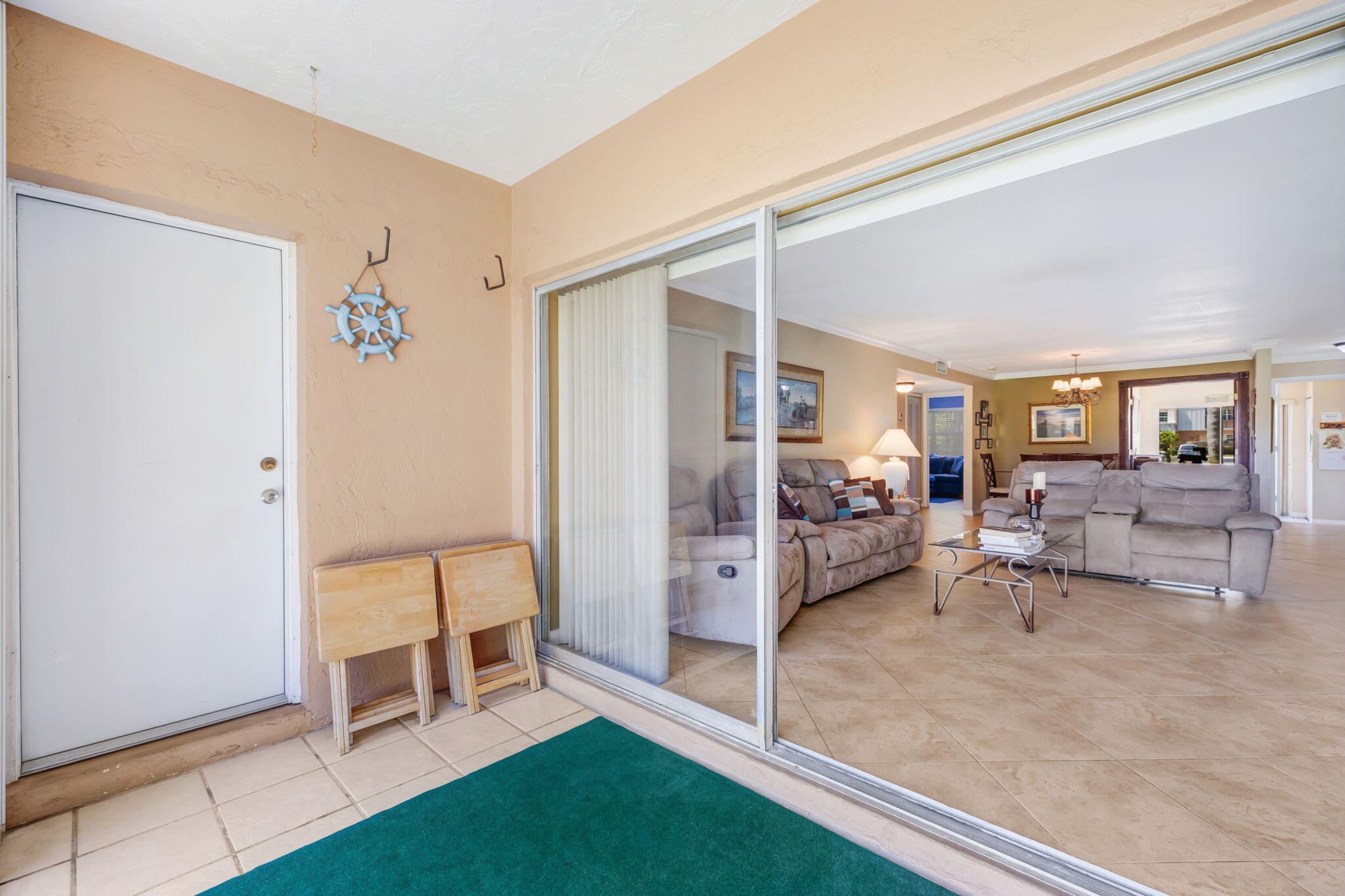 ISLA MERITA CONDOMINIUM I - Residential