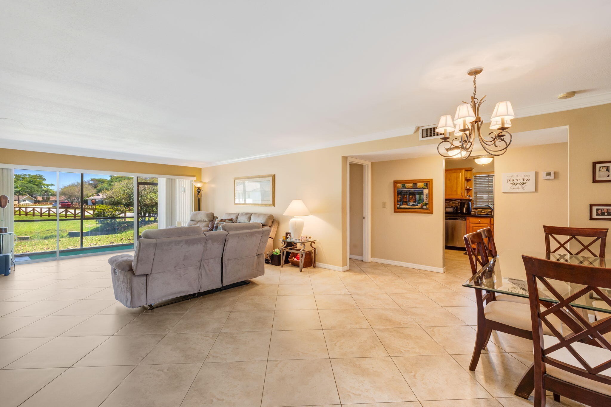 ISLA MERITA CONDOMINIUM I - Residential