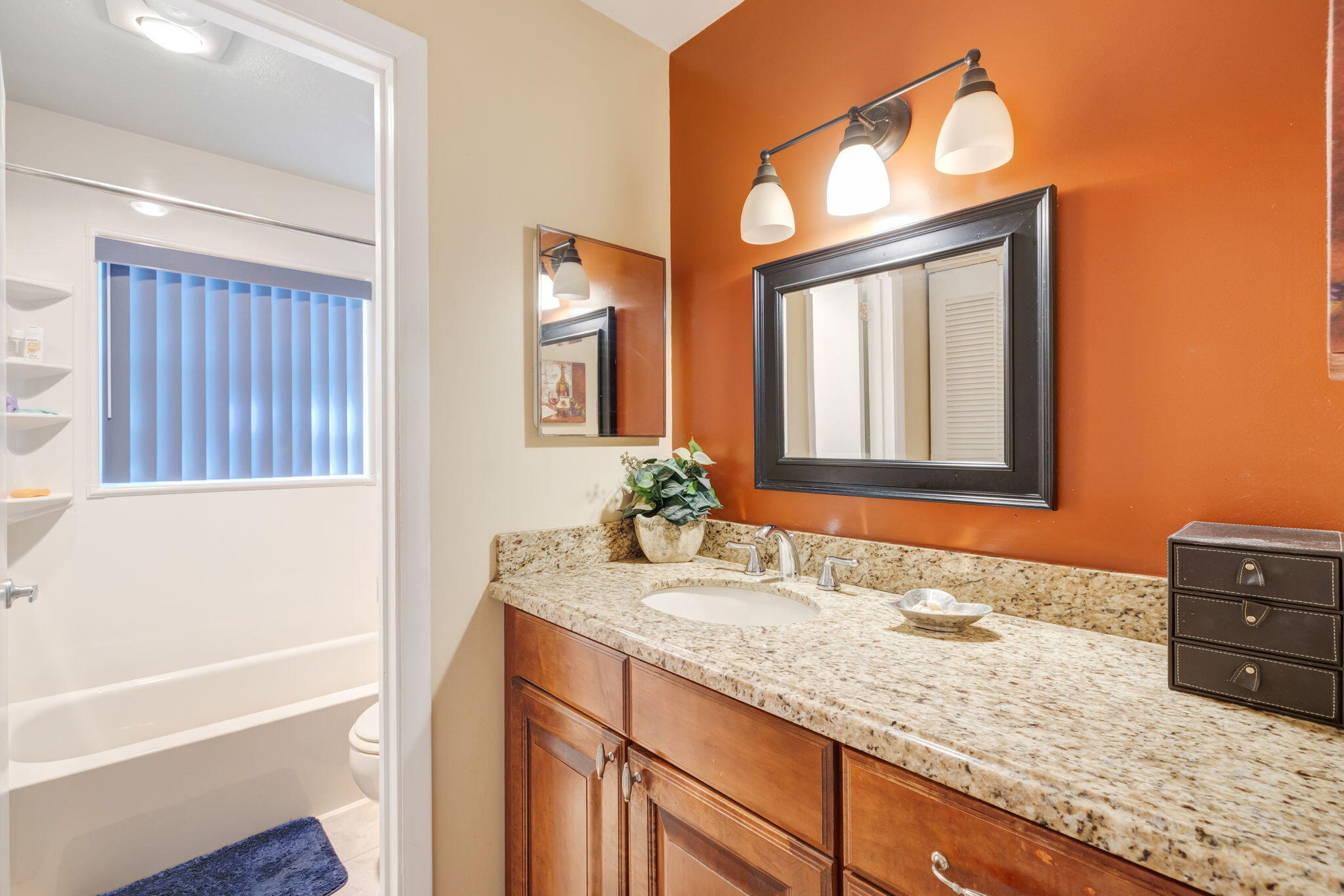 ISLA MERITA CONDOMINIUM I - Residential