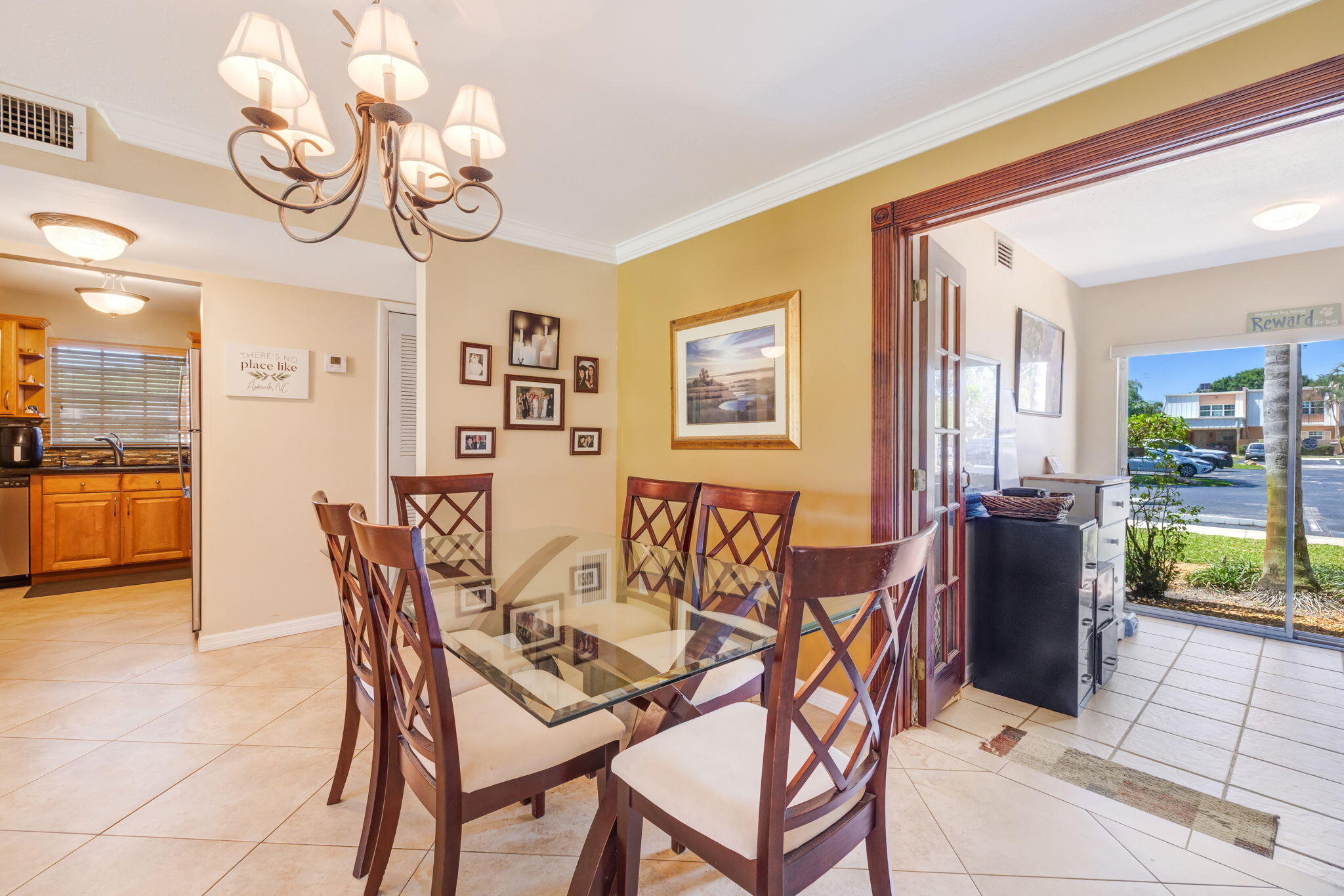 ISLA MERITA CONDOMINIUM I - Residential