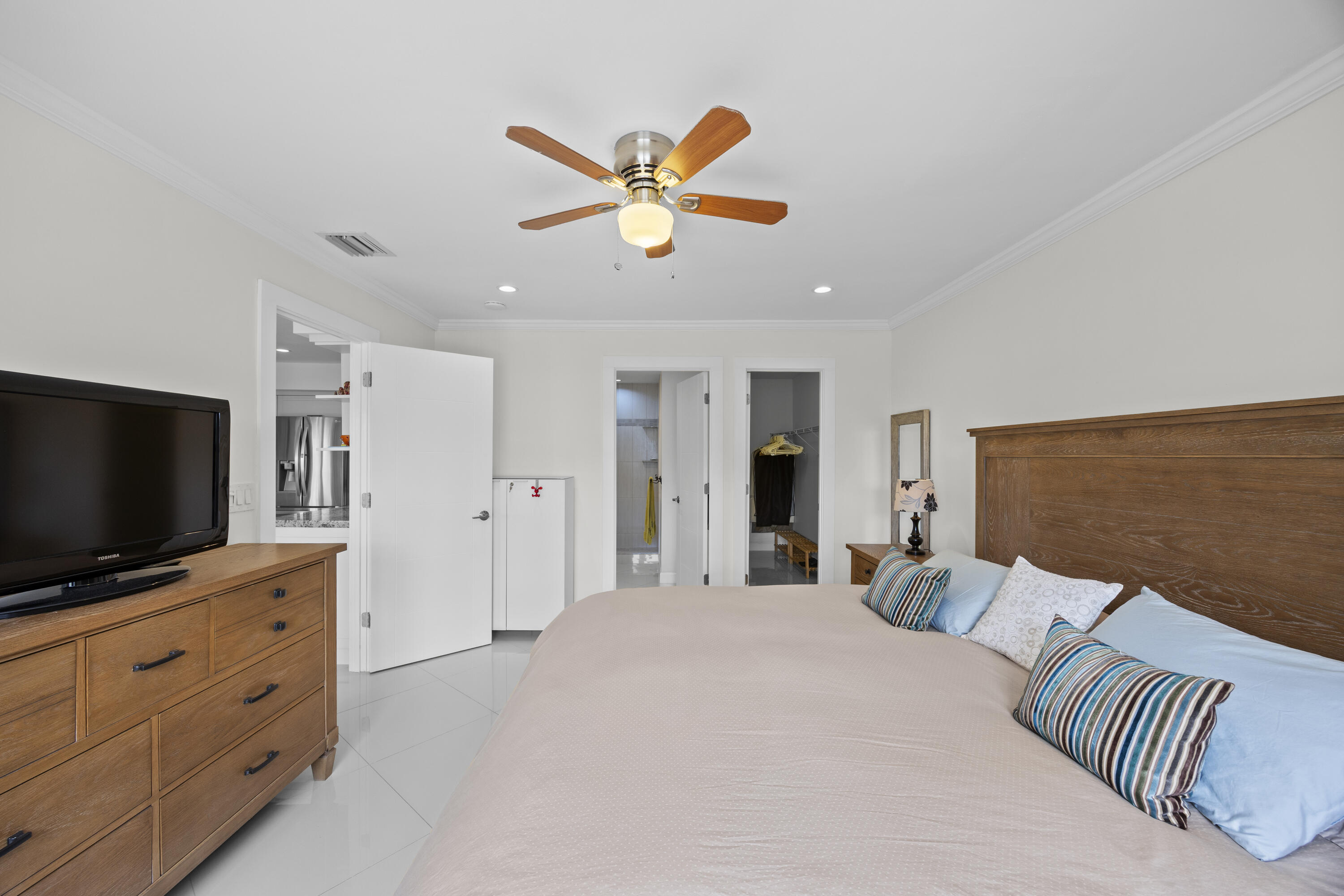 FAIRWAYS RIVIERA CONDO - Residential