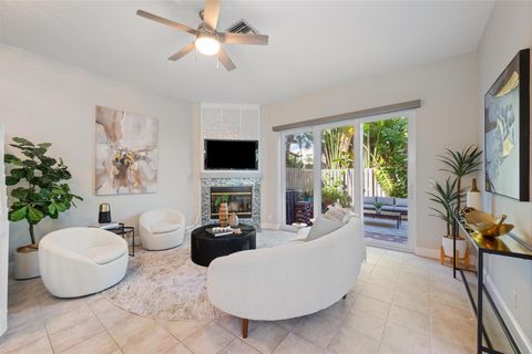 1744 NE 9th St Fort Lauderdale FL 33304