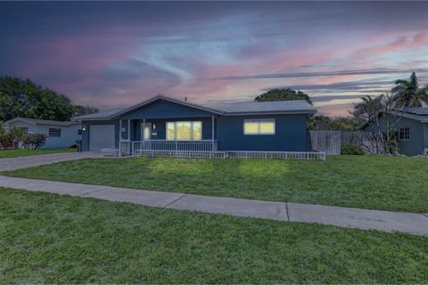 257 SW 5th Street Boca Raton FL 33432