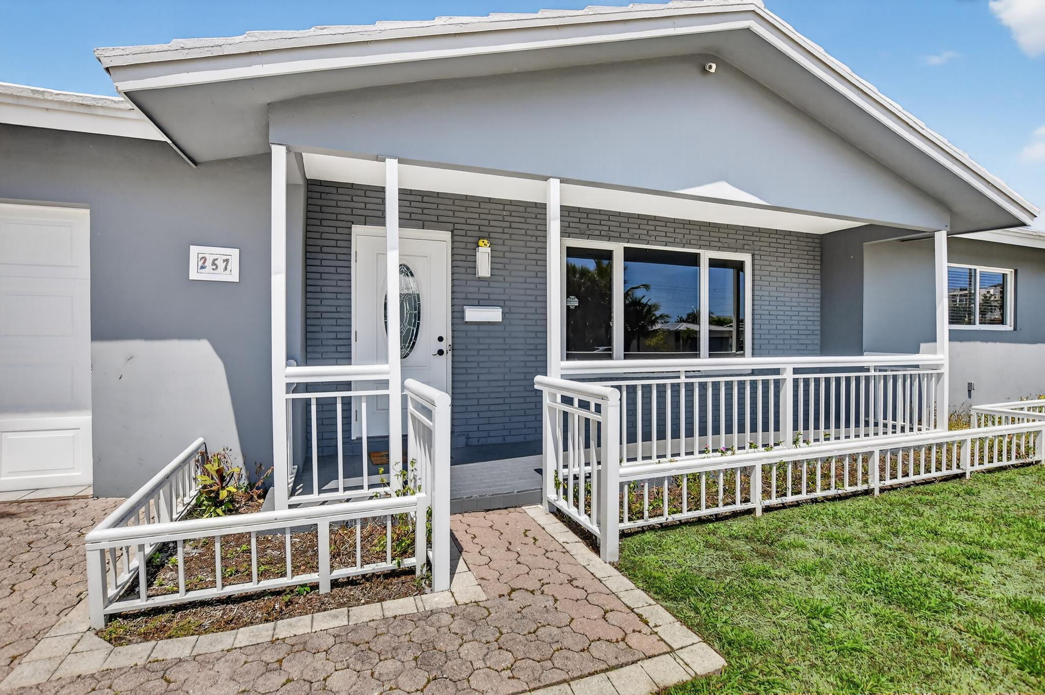 MONTEZ GARDENS - Residential