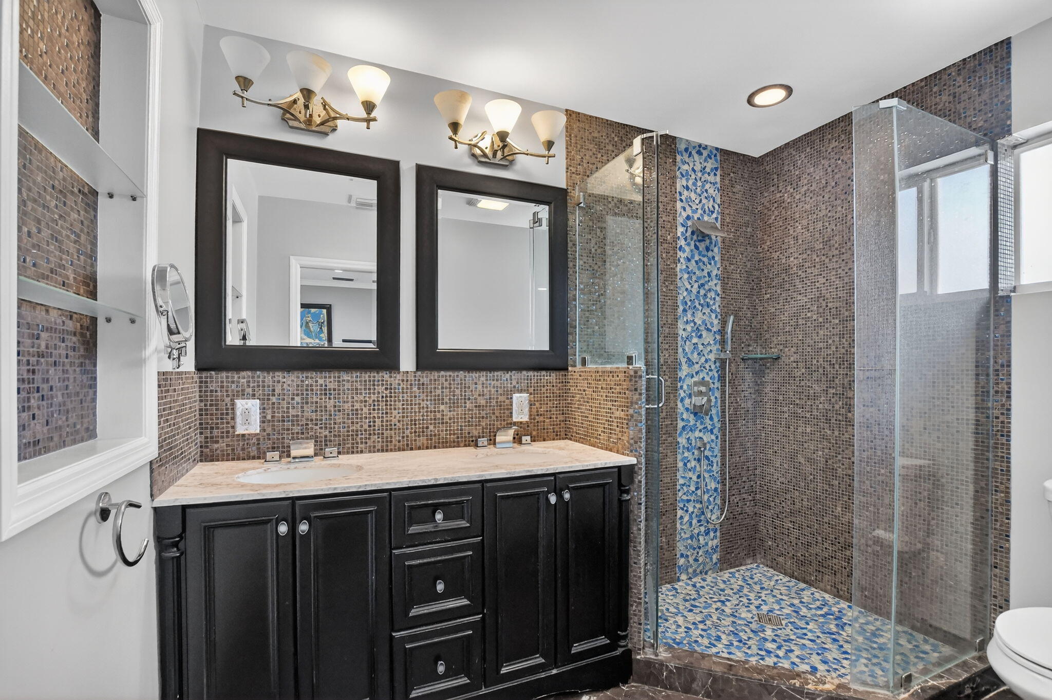 MONTEZ GARDENS - Residential