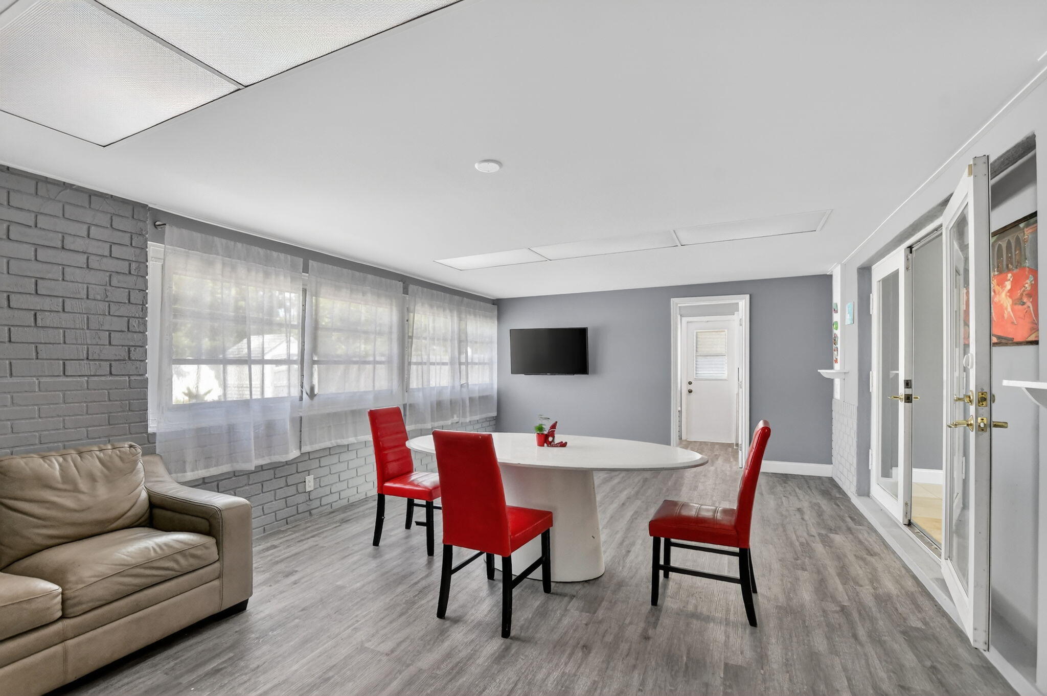 MONTEZ GARDENS - Residential