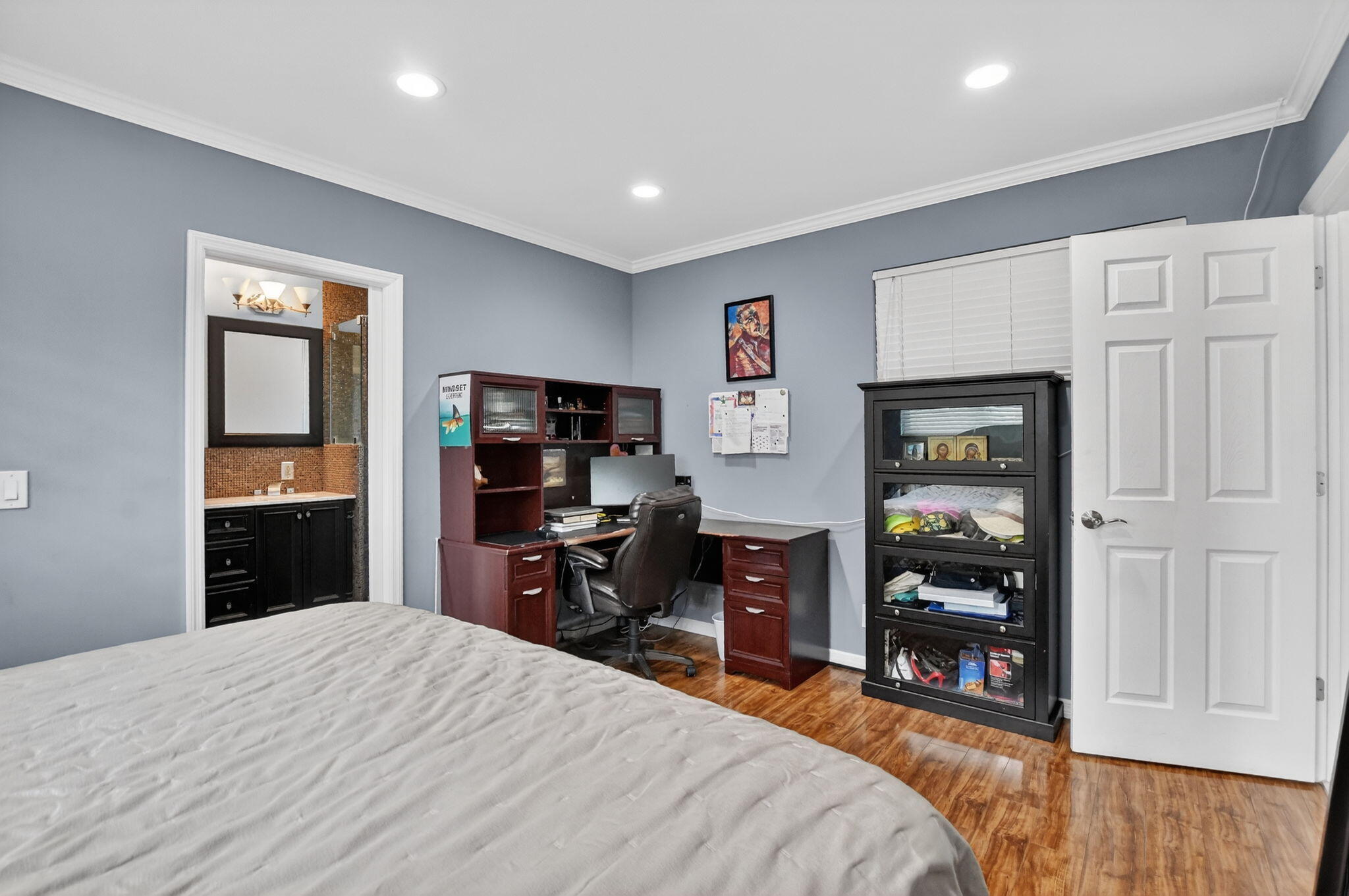 MONTEZ GARDENS - Residential