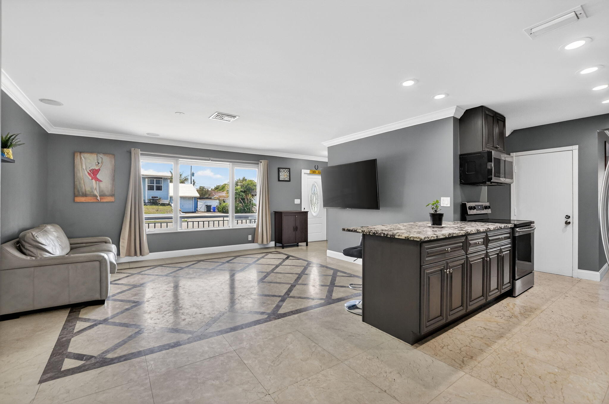 MONTEZ GARDENS - Residential