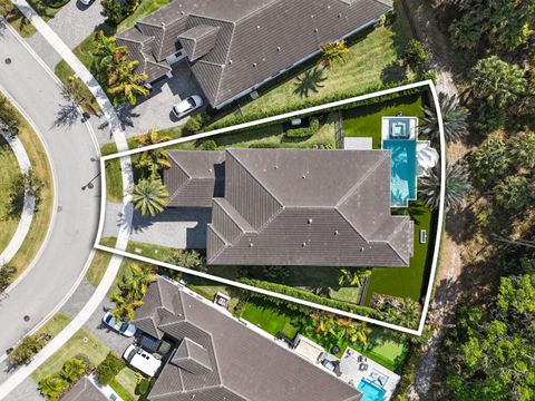 13590 Artisan Circle Palm Beach Gardens FL 33418