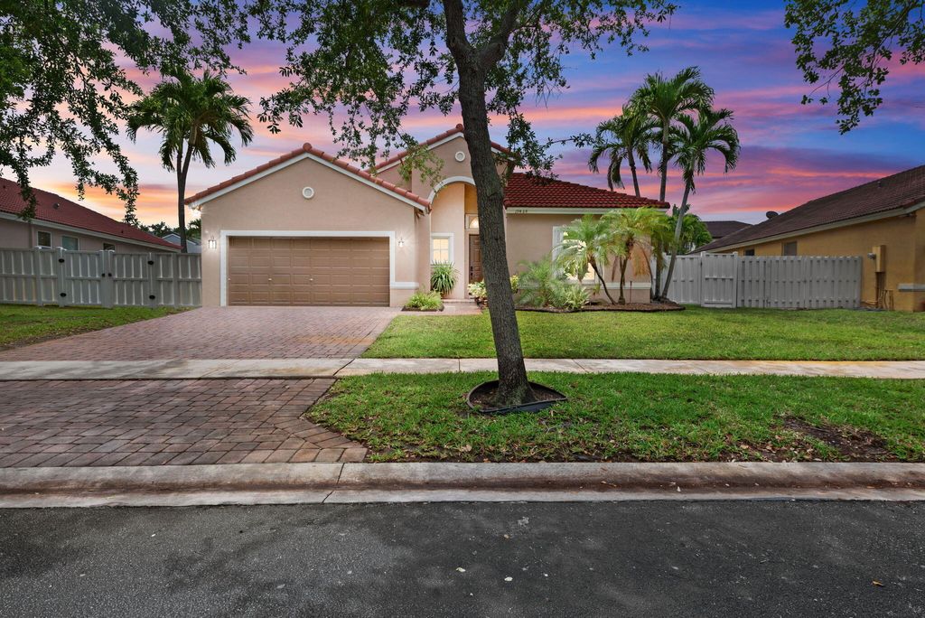 Photo of 19428 SW 27th Street, Miramar, FL 33029 (MLS # B26025138)