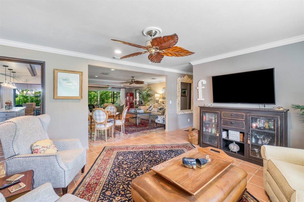 JUPITER INLET BEACH COLON - Residential