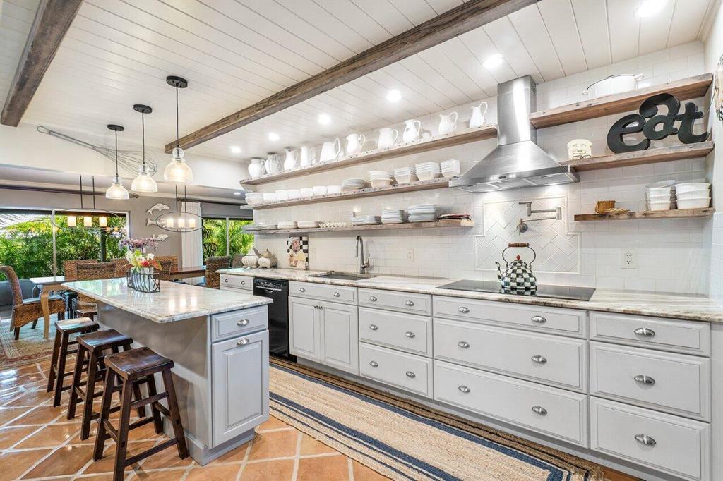 JUPITER INLET BEACH COLON - Residential