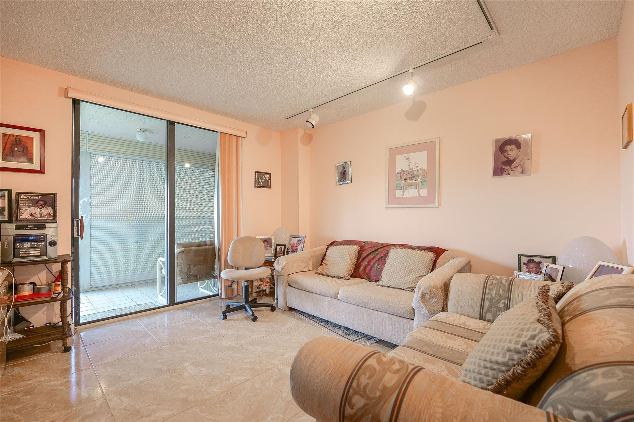 ENVIRON TOWERS - Residential