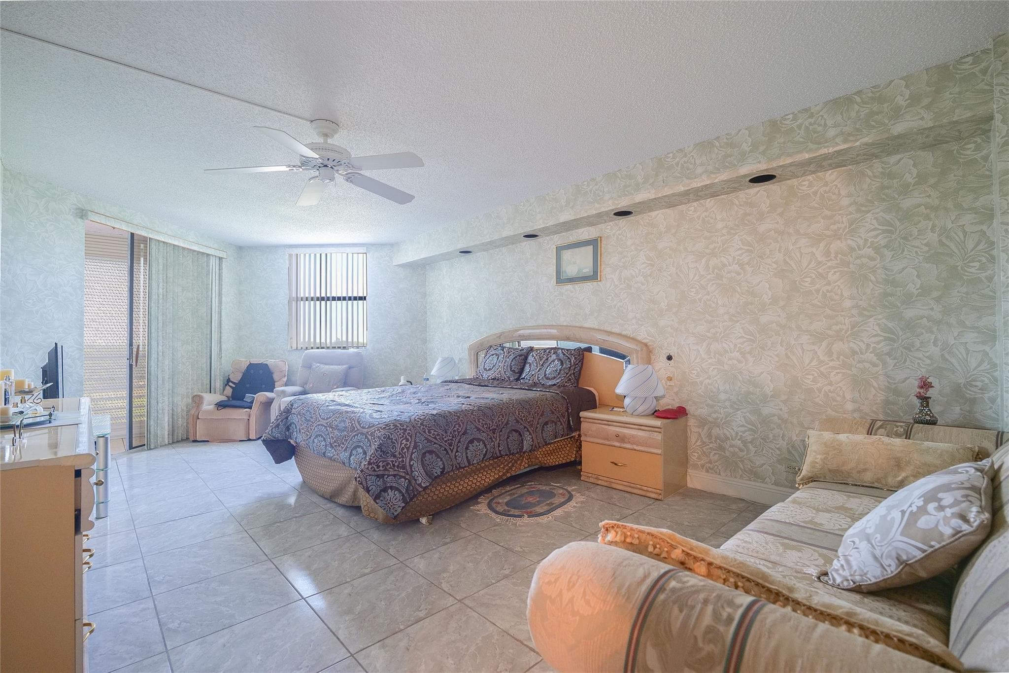 ENVIRON TOWERS - Residential