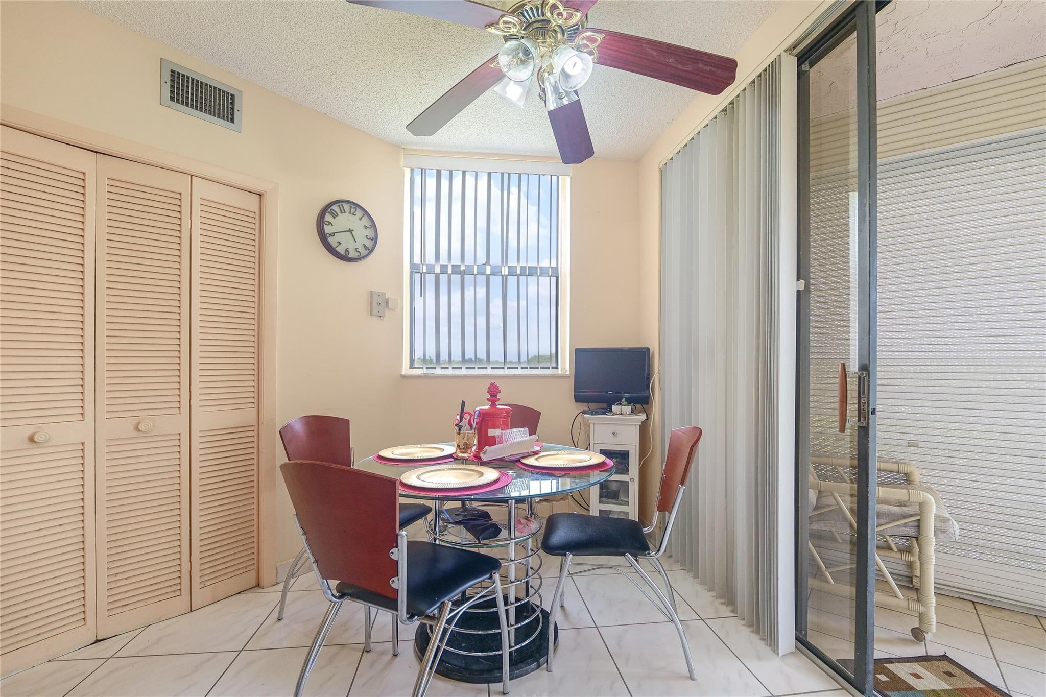 ENVIRON TOWERS - Residential