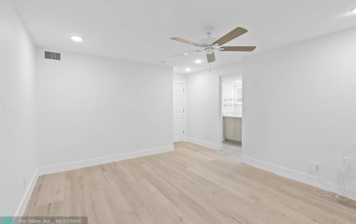 LAKES OF CARRIAGE HILLS - Residential