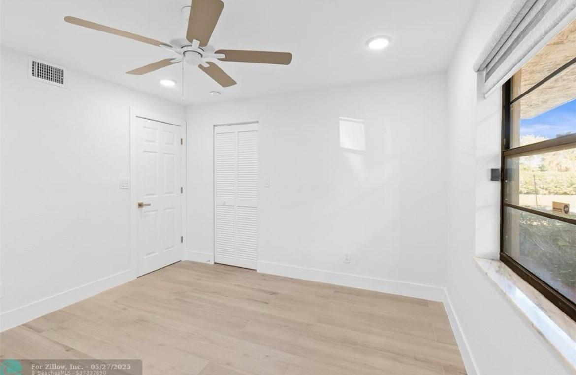 LAKES OF CARRIAGE HILLS - Residential
