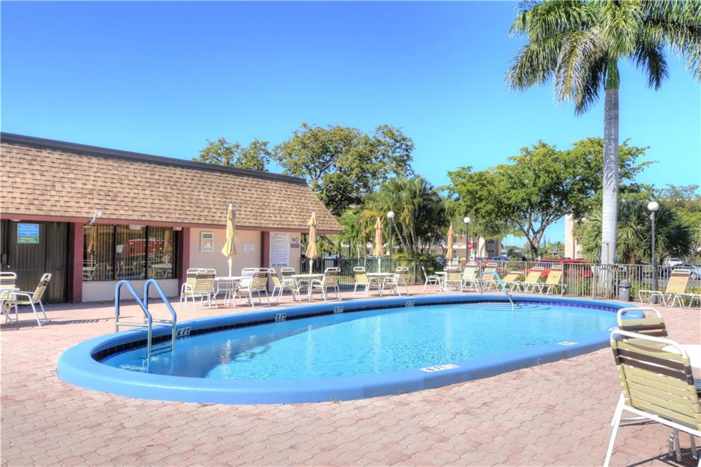 Sunrise Lakes - Residential