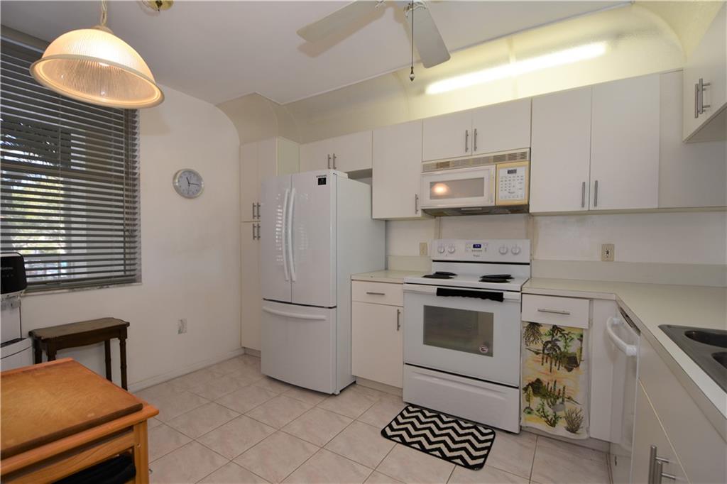 Sunrise Lakes - Residential