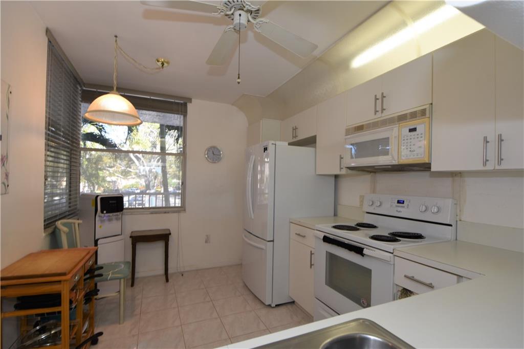 Sunrise Lakes - Residential