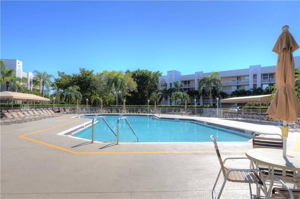 Sunrise Lakes - Residential