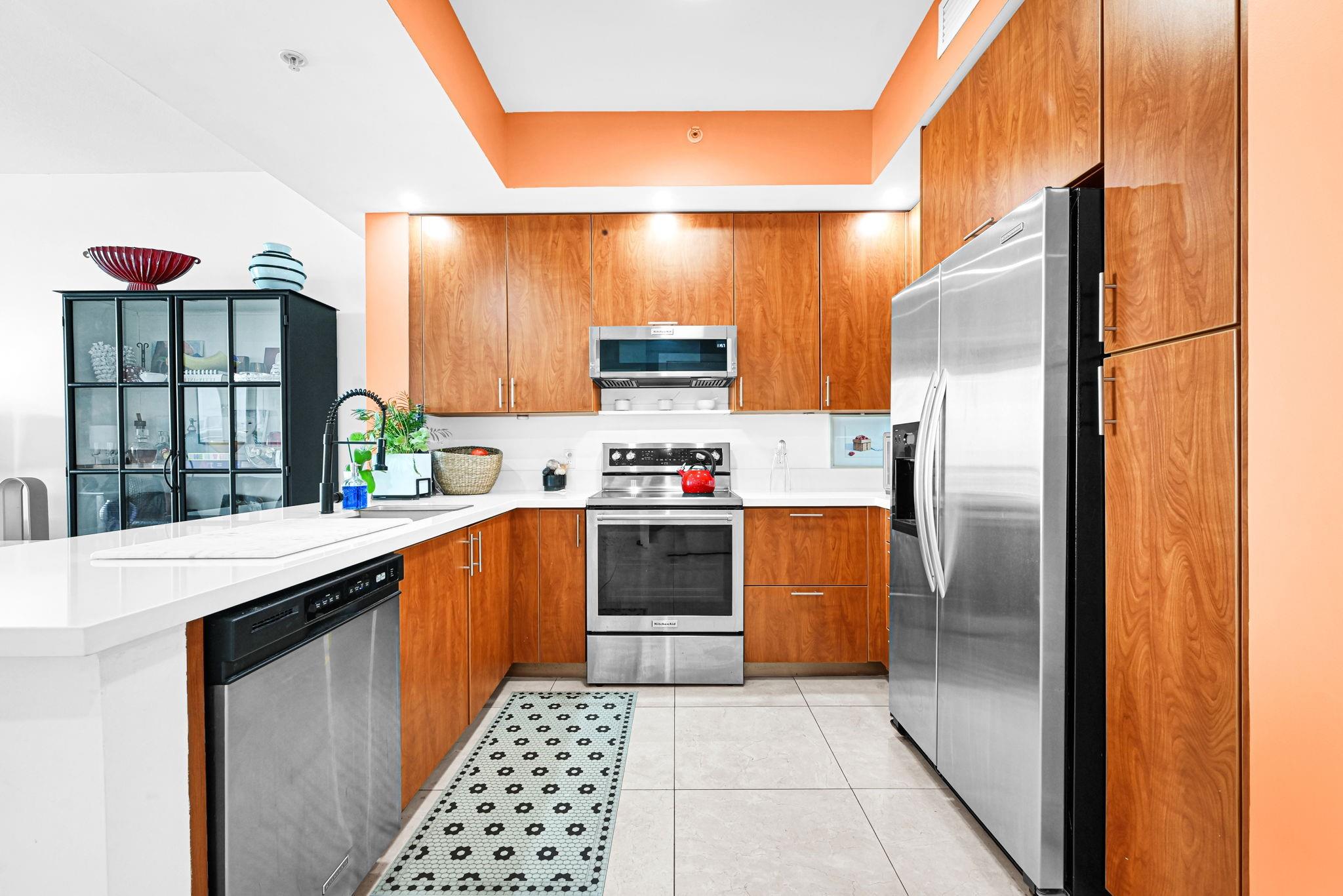 315 NE 3rd Avenue 1008