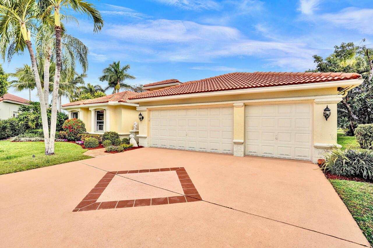 5321 Indianwood Village Lane