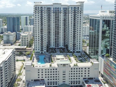 999 SW 1st Ave 2913 Miami FL 33130