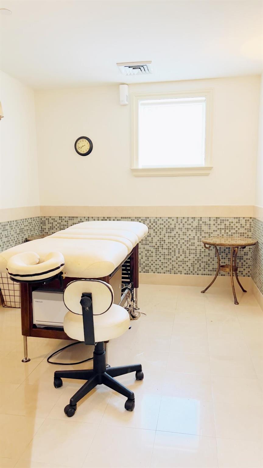 TURNBERRY VILLAGE SOUTH T - Residential Lease