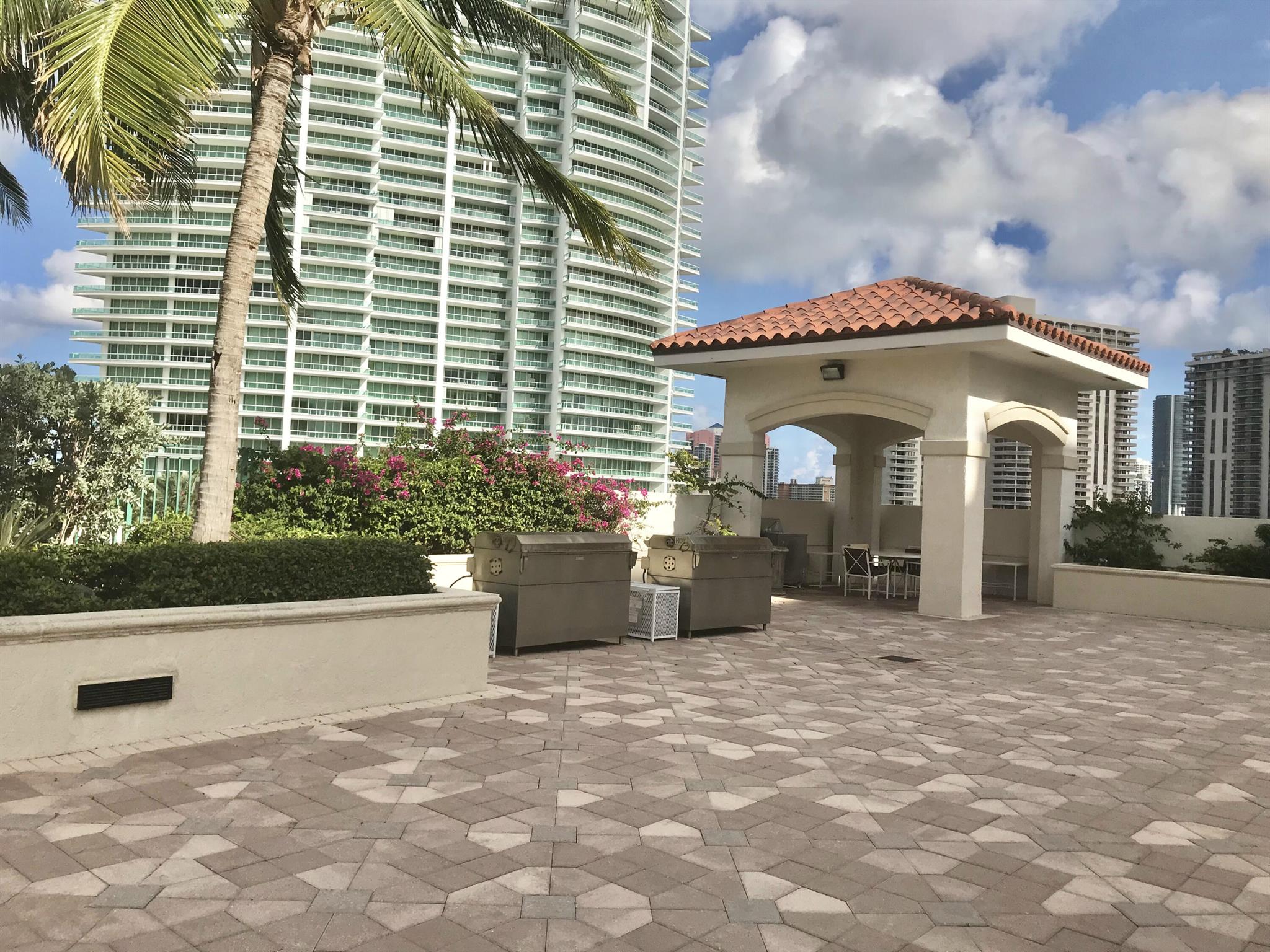 TURNBERRY VILLAGE SOUTH T - Residential Lease