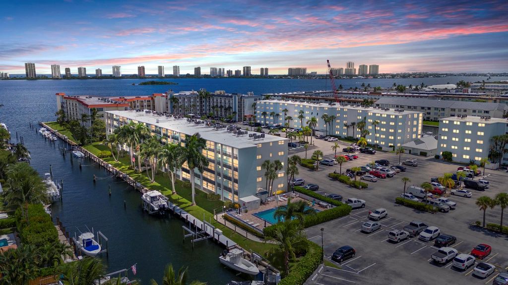 Photo of 109 Paradise Harbour Boulevard #211, North Palm Beach, FL 33408 (MLS # R11123887)