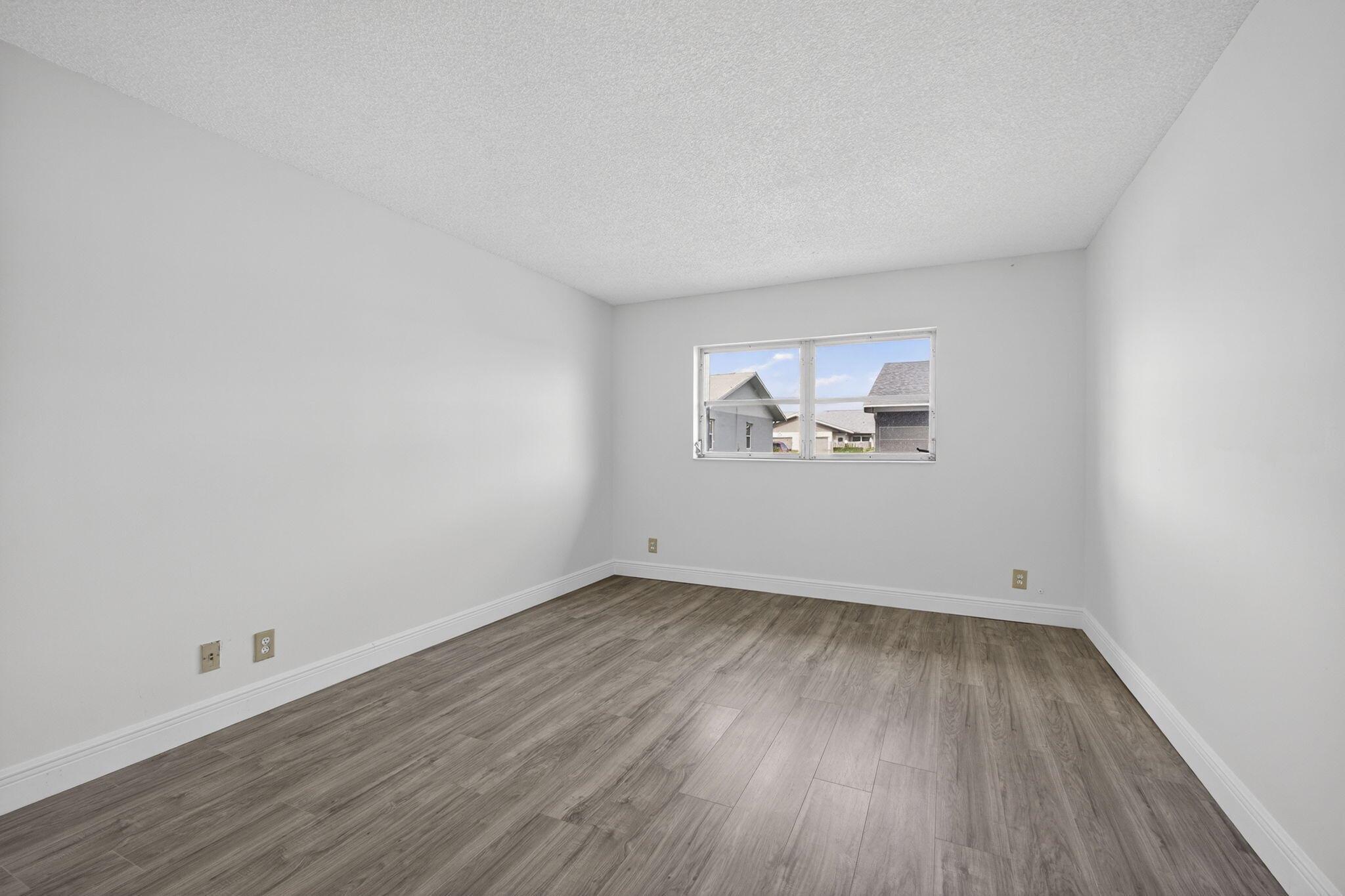 Cypress Lakes - Residential