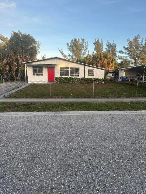 1210 Avenue R Riviera Beach FL 33404