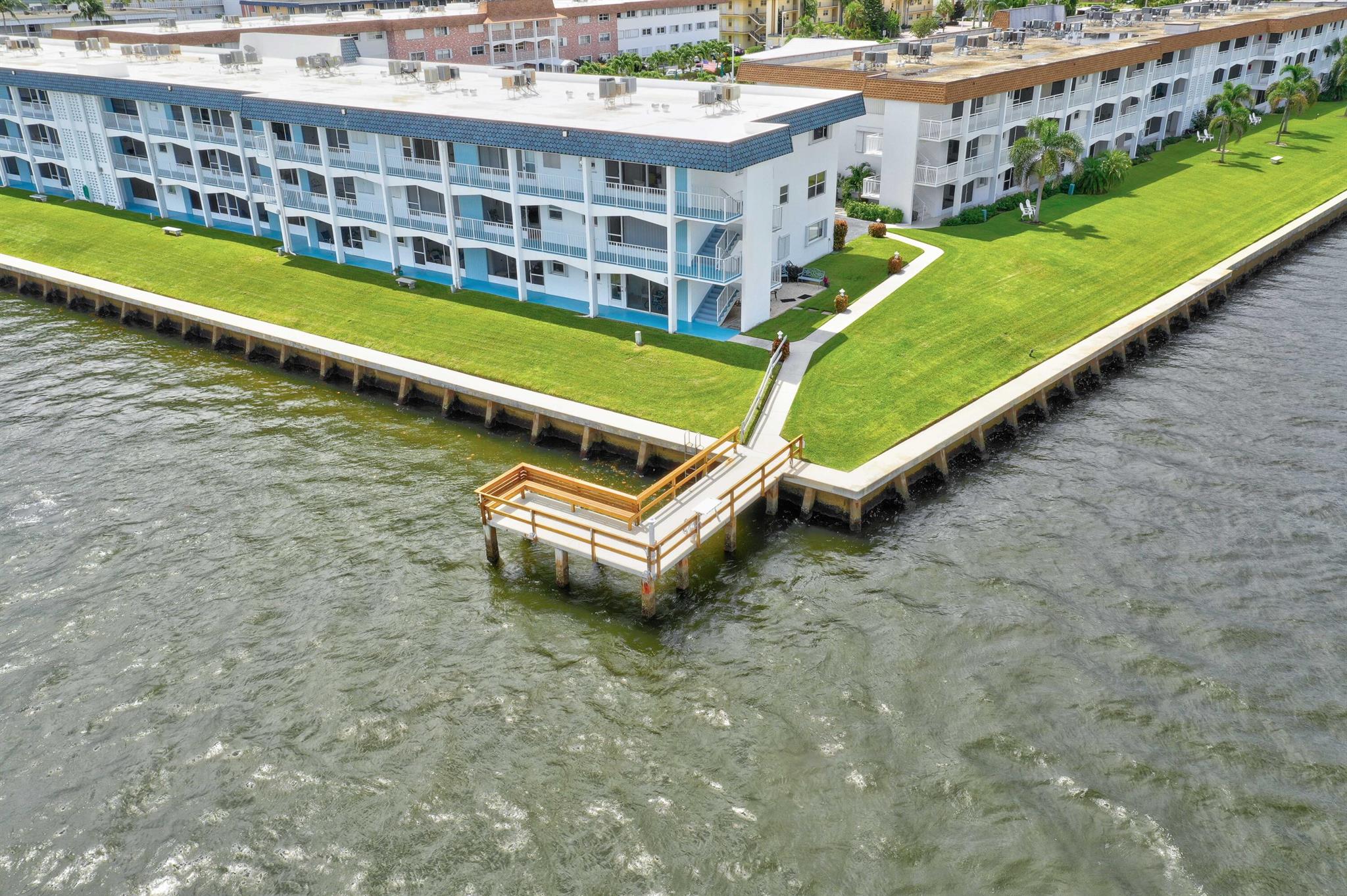 SHORE CLUB APTS A INC - Residential Lease